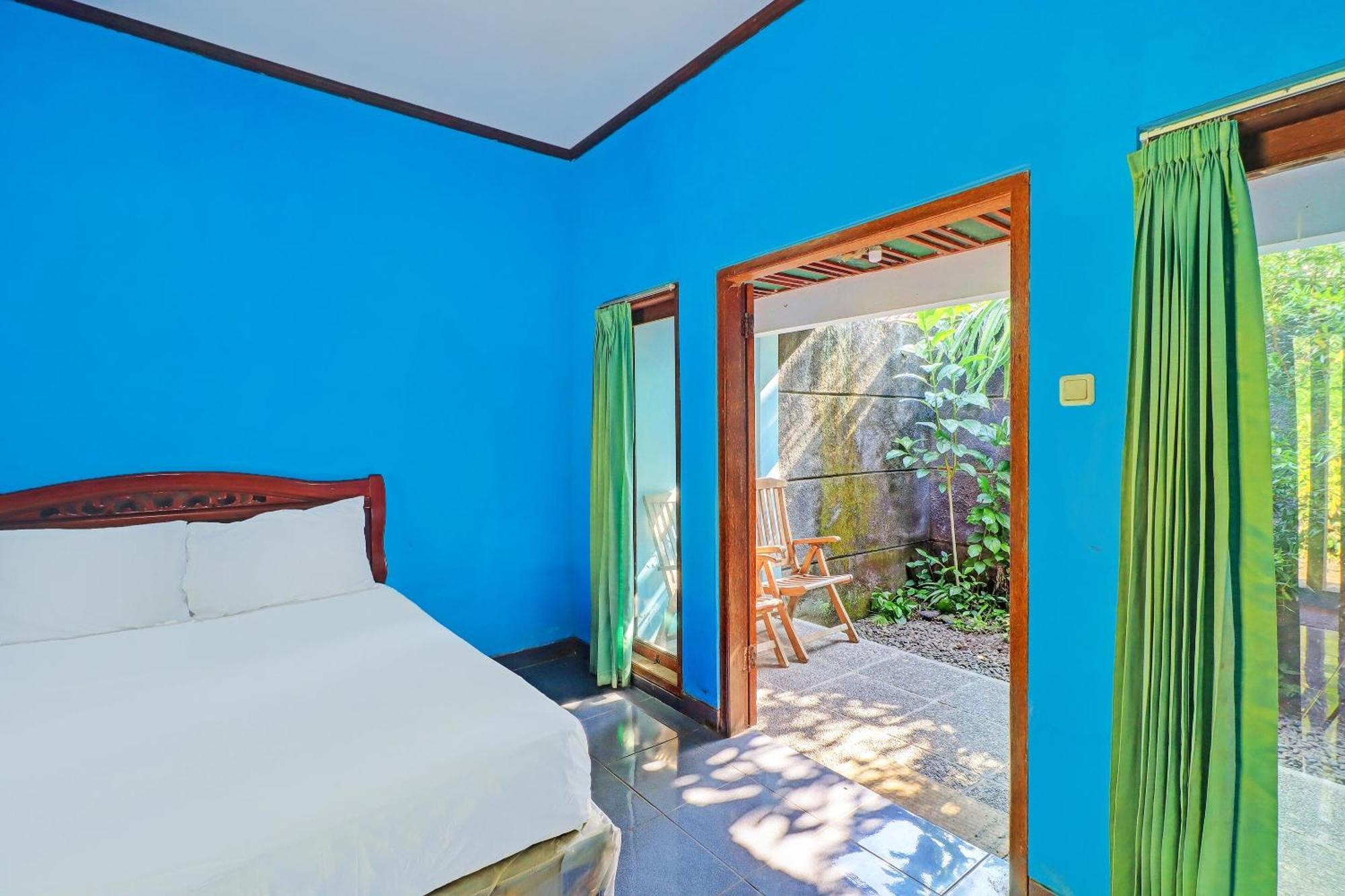 Oyo 92401 Hotel Mustika Negara  Екстериор снимка