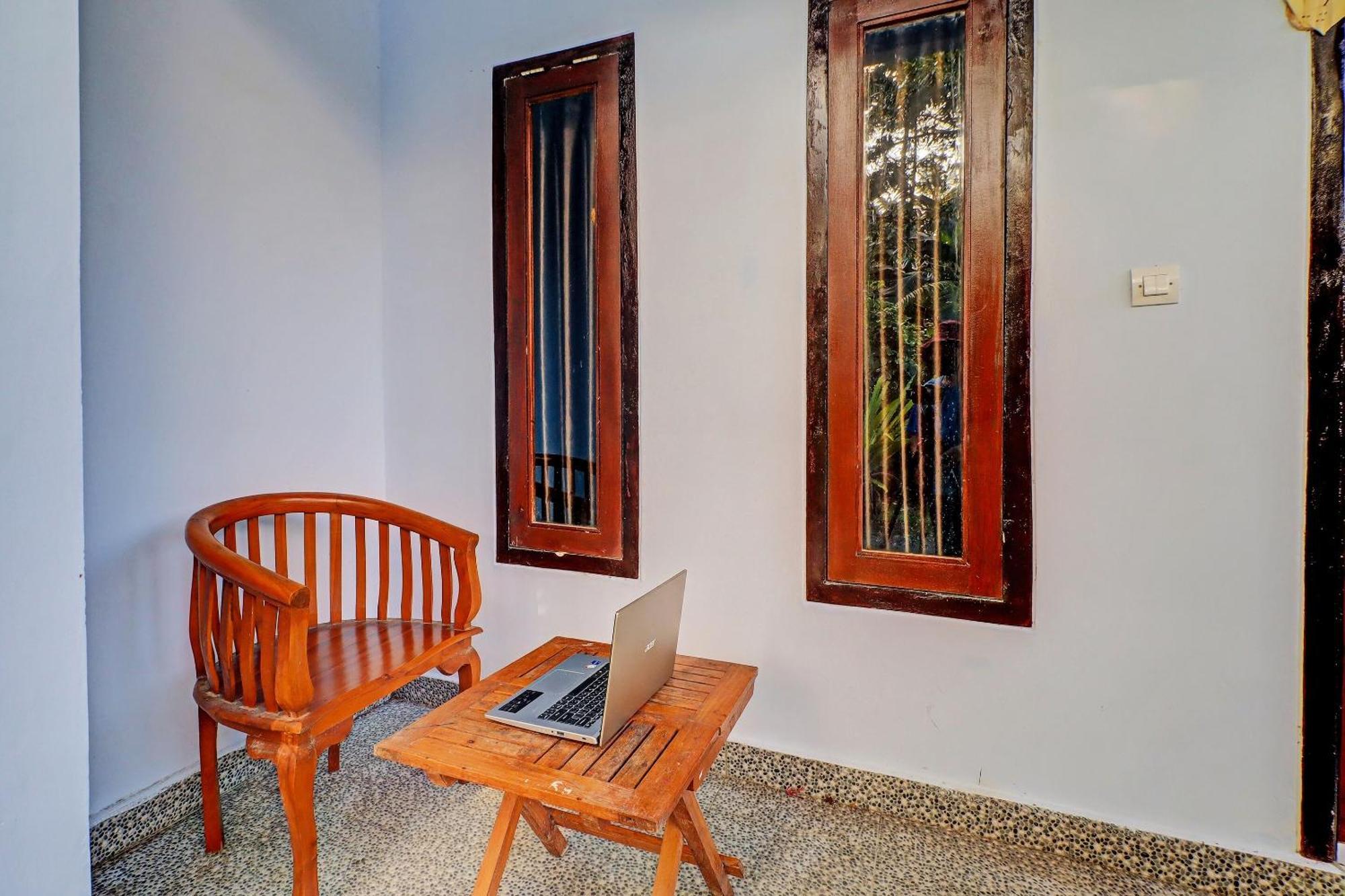 Oyo 92401 Hotel Mustika Negara  Екстериор снимка